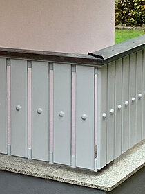 Holzbrüstung, lasiert